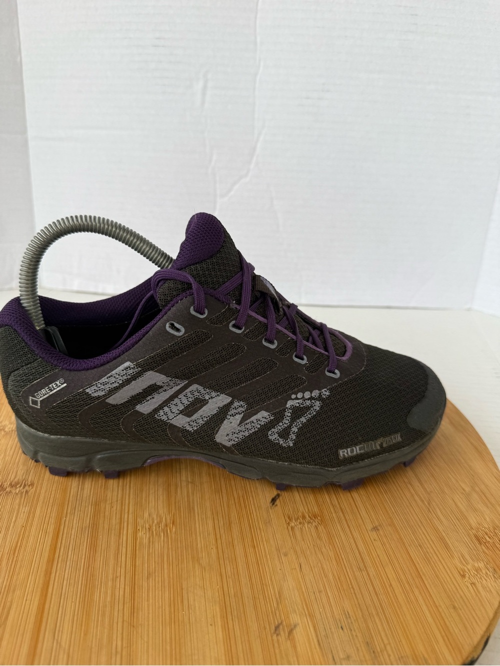 Inov-8 Unisex W 8 M 6.5 RocLite 275 GTX Gore-Tex Trail Black Shoes Hiking